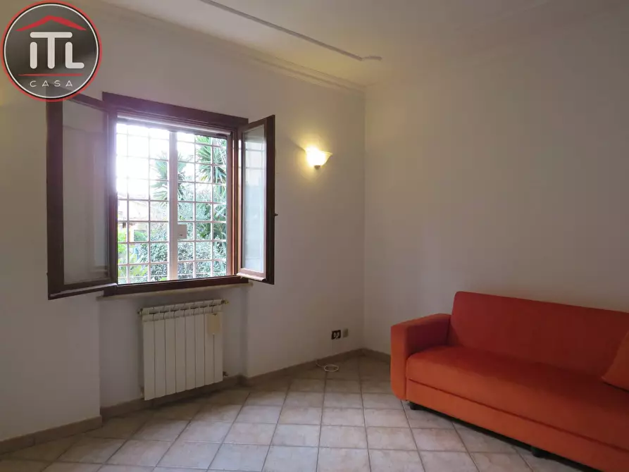 Immagine 12 di Villa in vendita  in Via Diano D'alba 5 a Roma