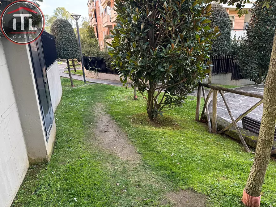 Immagine 33 di Appartamento in vendita  in Via dei Cantelmo 221 a Roma