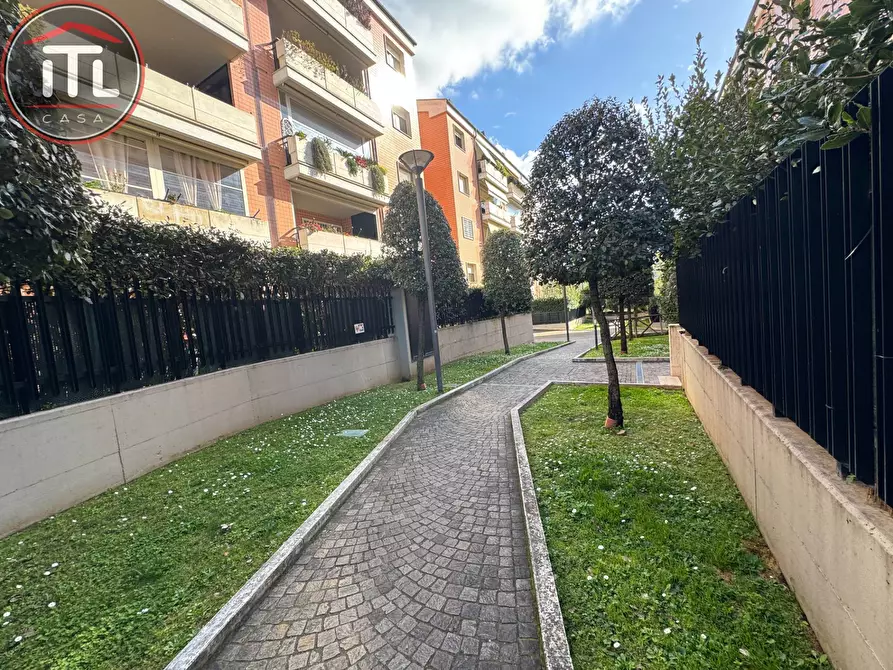 Immagine 38 di Appartamento in vendita  in Via dei Cantelmo 221 a Roma