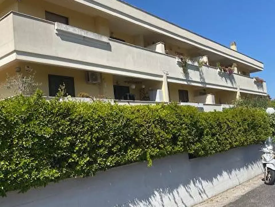 Immagine 2 di Appartamento in vendita  in Via Tullio Ascarelli a Roma