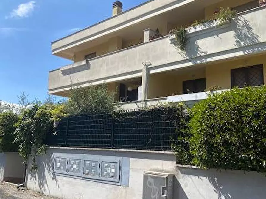 Immagine 4 di Appartamento in vendita  in Via Tullio Ascarelli a Roma