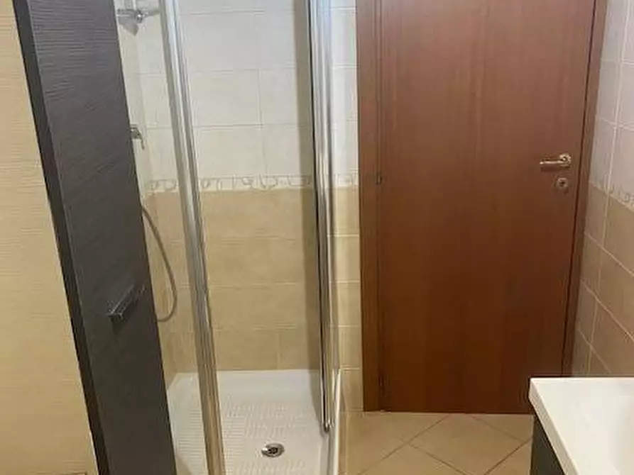 Immagine 9 di Appartamento in vendita  in Via Tullio Ascarelli a Roma