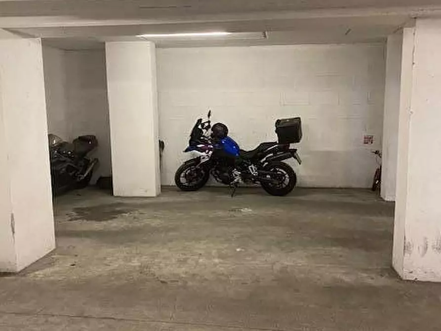 Immagine 19 di Appartamento in vendita  in Via Tullio Ascarelli a Roma