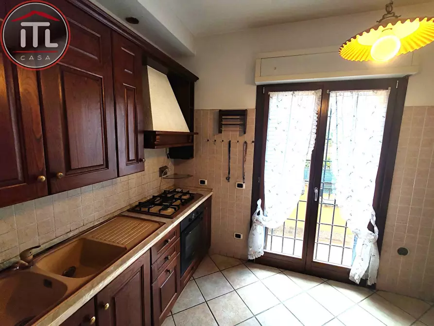 Immagine 15 di Villa in vendita  in Via Giuseppe Vanni a Roma