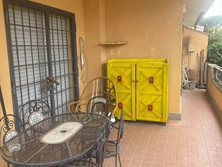 Immagine 4 di Villa in vendita  in Via Giuseppe Vanni a Roma