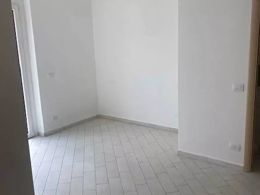 Immagine 6 di Appartamento in vendita  in Via Gino Borgatta a Roma