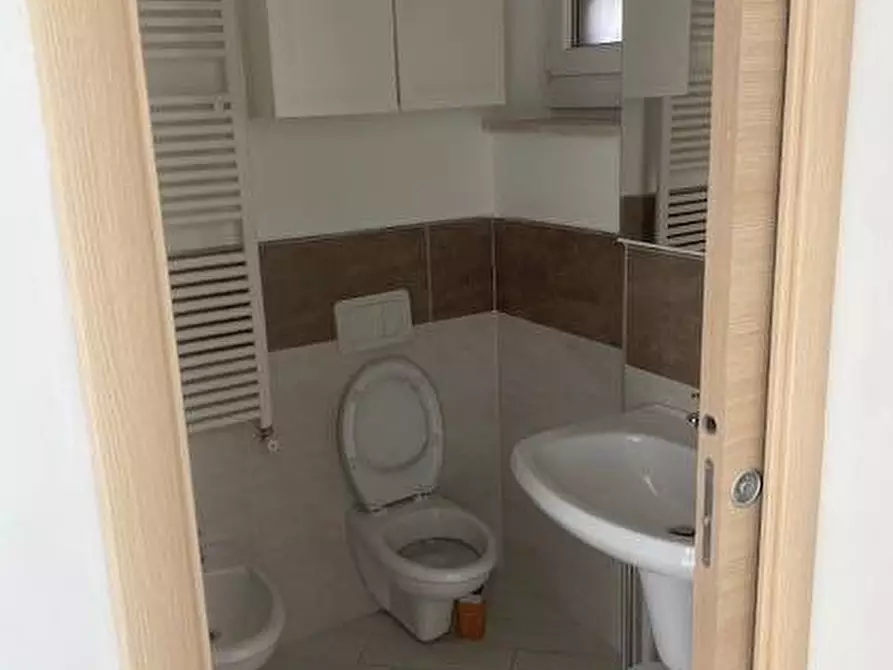 Immagine 8 di Appartamento in vendita  in Via Gino Borgatta a Roma