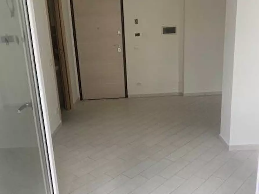 Immagine 13 di Appartamento in vendita  in Via Gino Borgatta a Roma