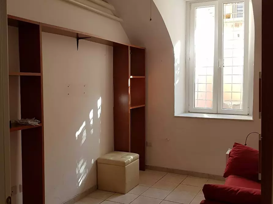 Immagine 2 di Appartamento in vendita  in Pietro Peretti 18 a Roma