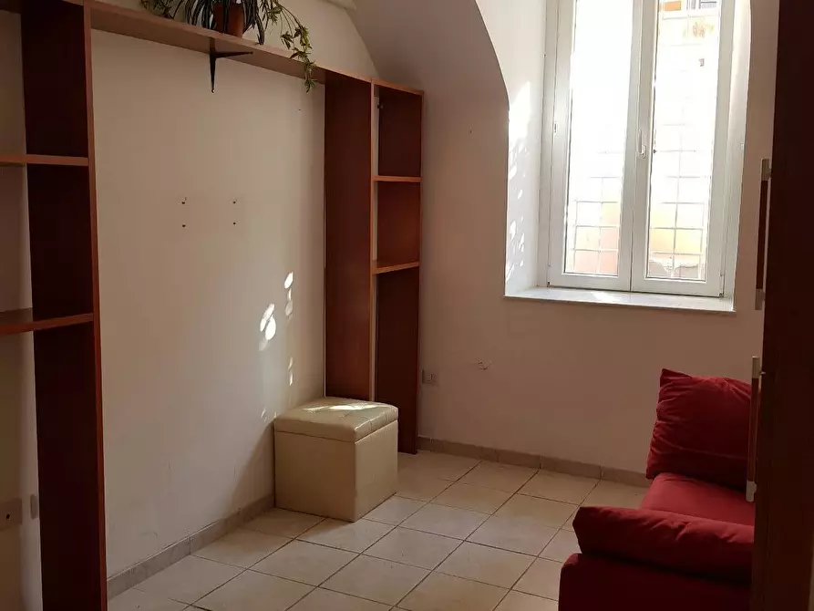 Immagine 12 di Appartamento in vendita  in Pietro Peretti 18 a Roma