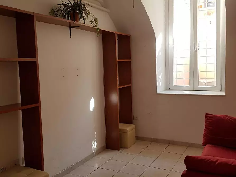 Immagine 25 di Appartamento in vendita  in Pietro Peretti 18 a Roma