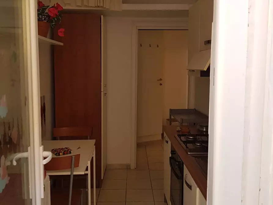 Immagine 26 di Appartamento in vendita  in Pietro Peretti 18 a Roma