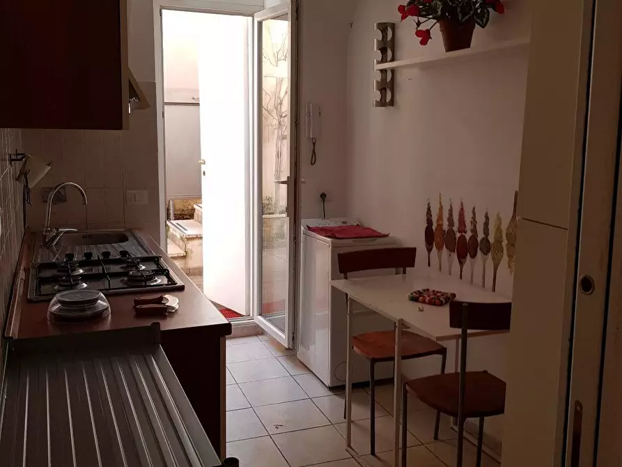 Immagine 29 di Appartamento in vendita  in Pietro Peretti 18 a Roma