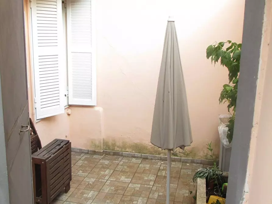 Immagine 1 di Appartamento in vendita  in Pietro Peretti 18 a Roma