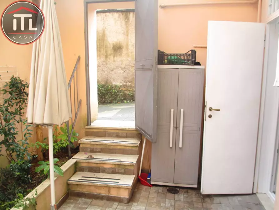 Immagine 34 di Appartamento in vendita  in Pietro Peretti 18 a Roma