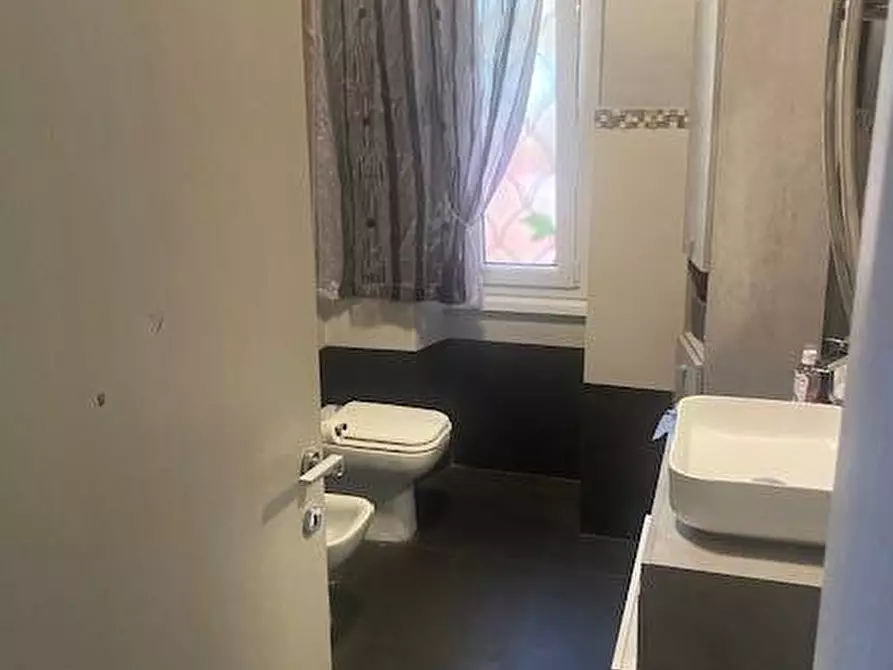 Immagine 7 di Appartamento in vendita  in Via F. Casorati 50 a Roma