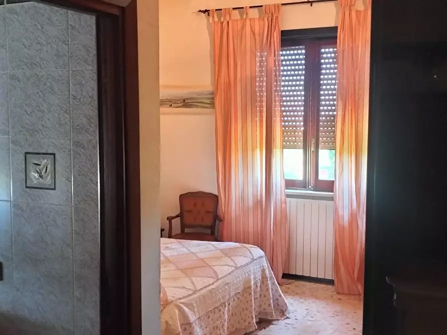 Immagine 38 di Villa in vendita  in Via Carbonara a Velletri