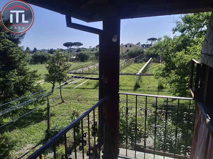 Immagine 5 di Villa in vendita  in Via Carbonara a Velletri