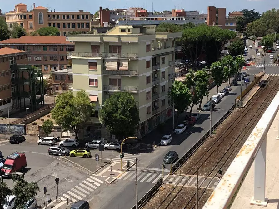Immagine 2 di Attico in vendita  in Via Casilina a Roma