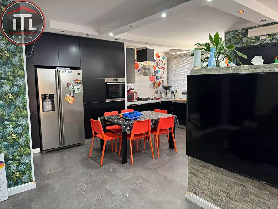 Immagine 7 di Appartamento in vendita  in Gavoi 12 a Roma