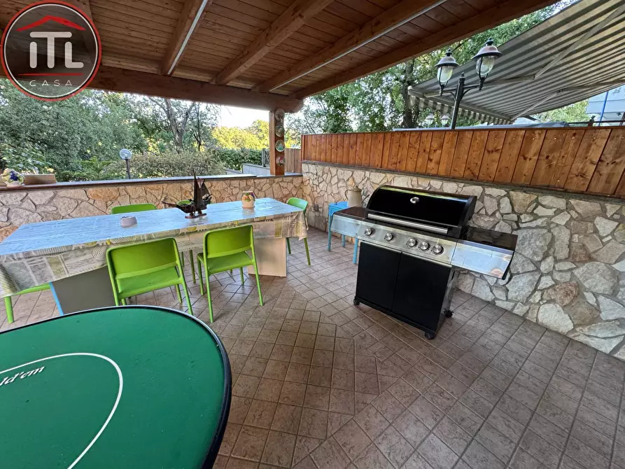 Immagine 8 di Villetta a schiera in vendita  in Via Mezzoldo 125 a Roma