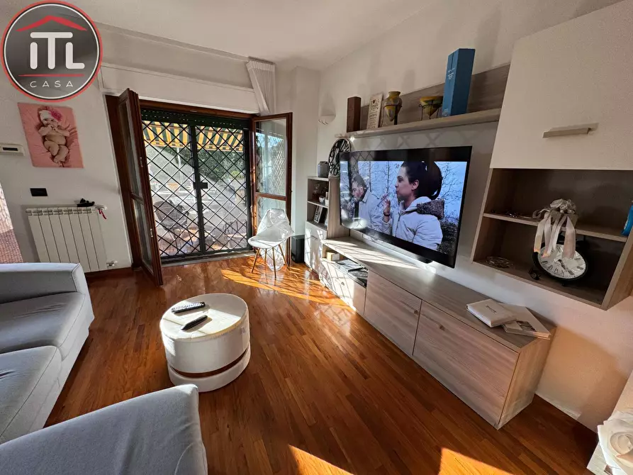 Immagine 21 di Villetta a schiera in vendita  in Via Mezzoldo 125 a Roma