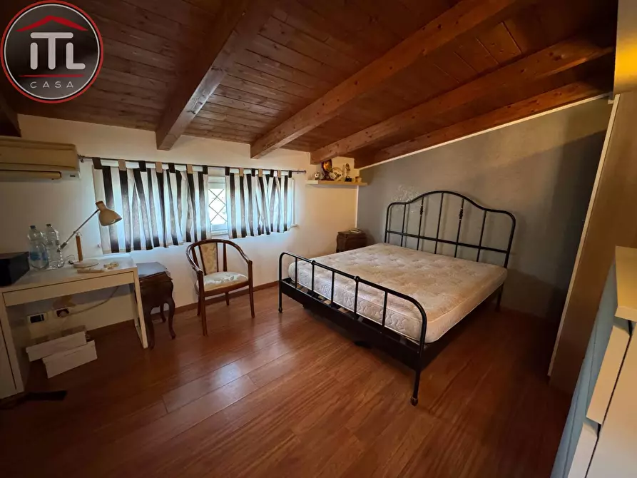 Immagine 40 di Villetta a schiera in vendita  in Via Mezzoldo 125 a Roma