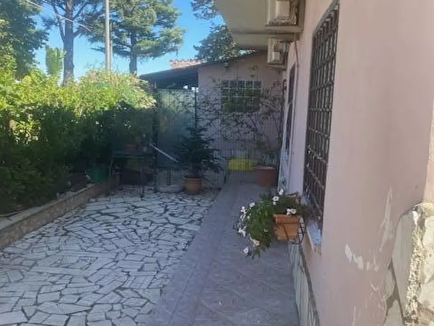 Immagine 12 di Villa in vendita  in Via Casal Lumbroso 60 a Roma