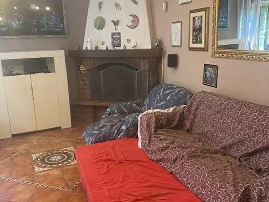 Immagine 17 di Villa in vendita  in Via Casal Lumbroso 60 a Roma