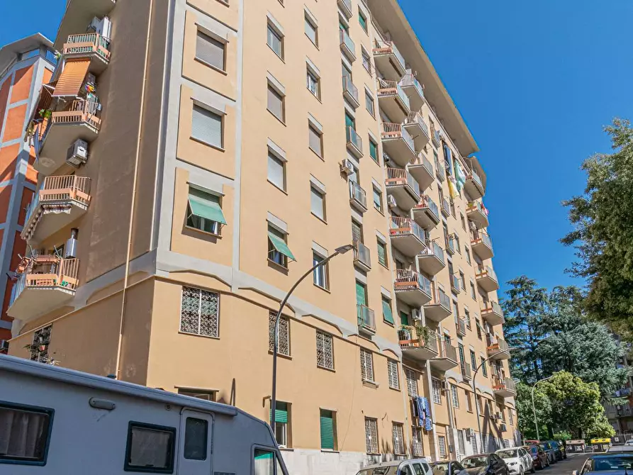 Immagine 1 di Appartamento in vendita  in Via Oronzo Quarta a Roma