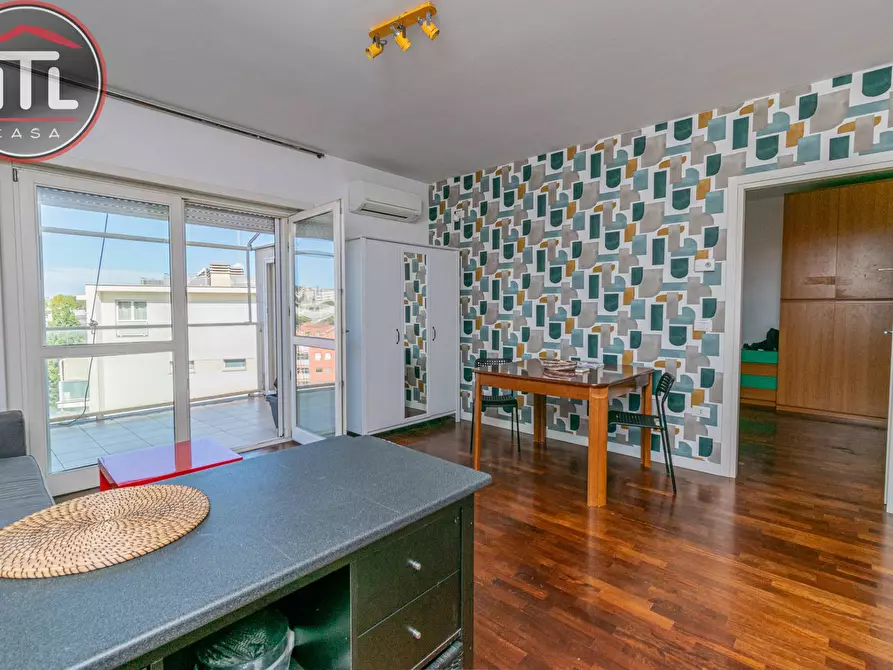 Immagine 2 di Attico in vendita  in VIA DEI TANI a Roma