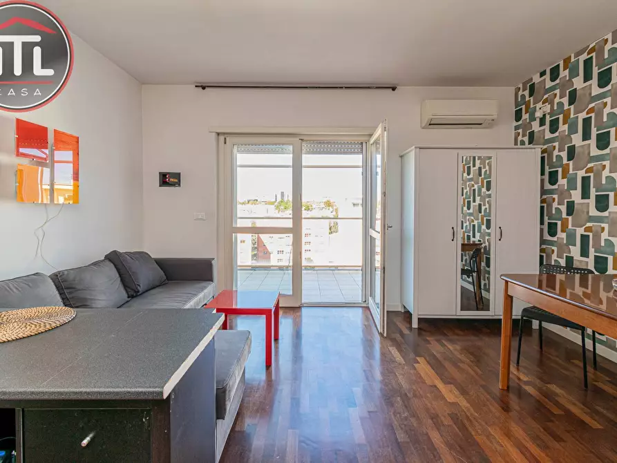 Immagine 4 di Attico in vendita  in VIA DEI TANI a Roma