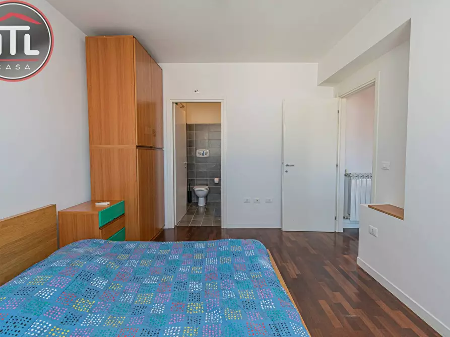 Immagine 8 di Attico in vendita  in VIA DEI TANI a Roma