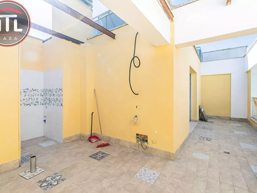 Immagine 18 di Attico in vendita  in VIA DEI TANI a Roma