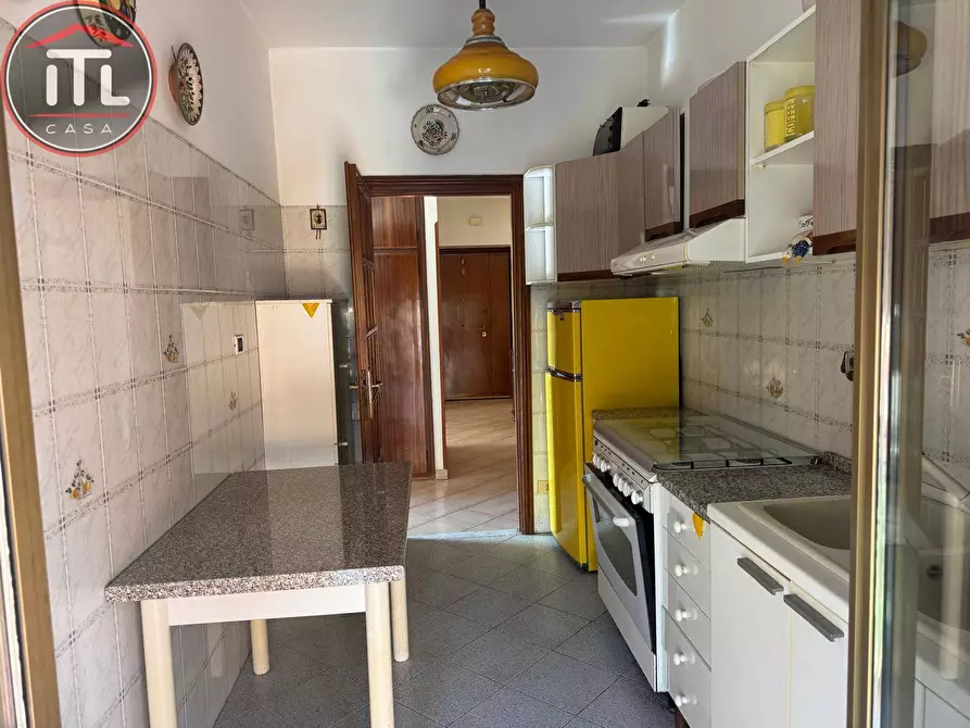 Immagine 5 di Appartamento in vendita  in Via Torrita Di Siena 25 a Roma