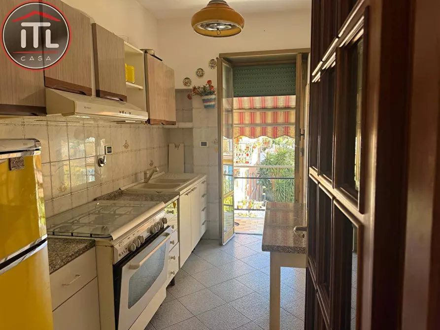 Immagine 6 di Appartamento in vendita  in Via Torrita Di Siena 25 a Roma