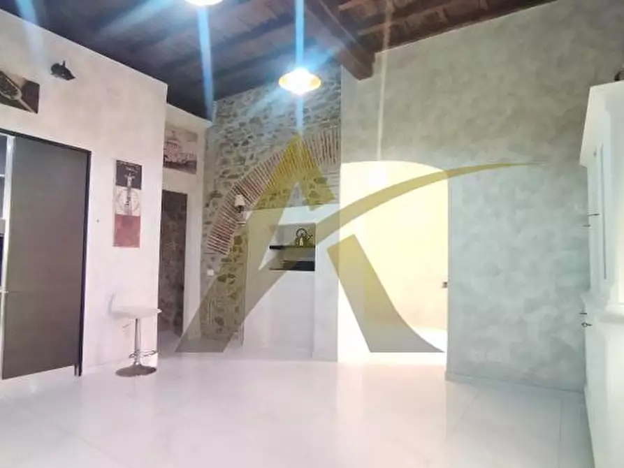 Immagine 4 di Appartamento in vendita  in piazza mazzini a Velletri