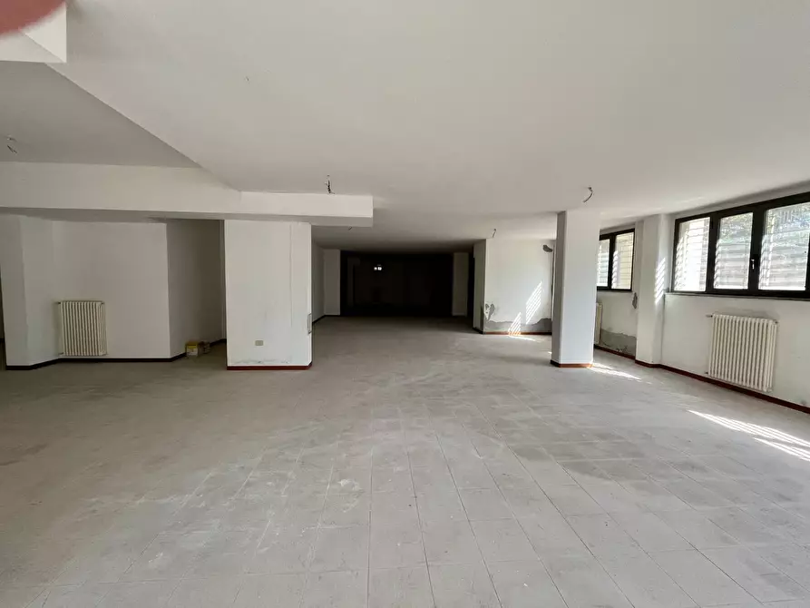 Immagine 3 di Magazzino in vendita  in VIA BORGO PALAZZO 165 a Bergamo