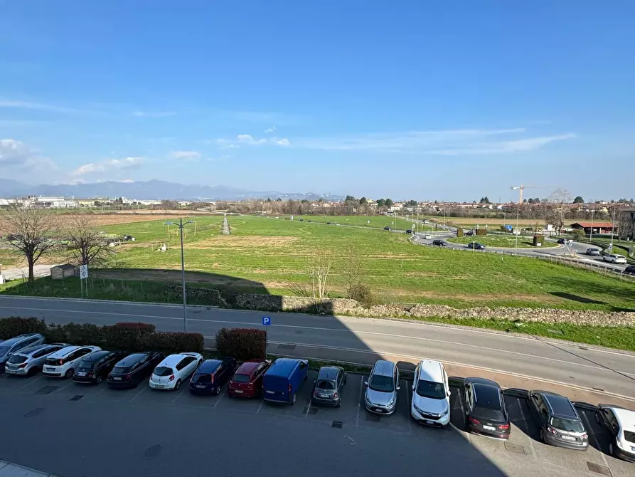 Immagine 9 di Ufficio in affitto  in Via Marco Biagi 95 a Arcene