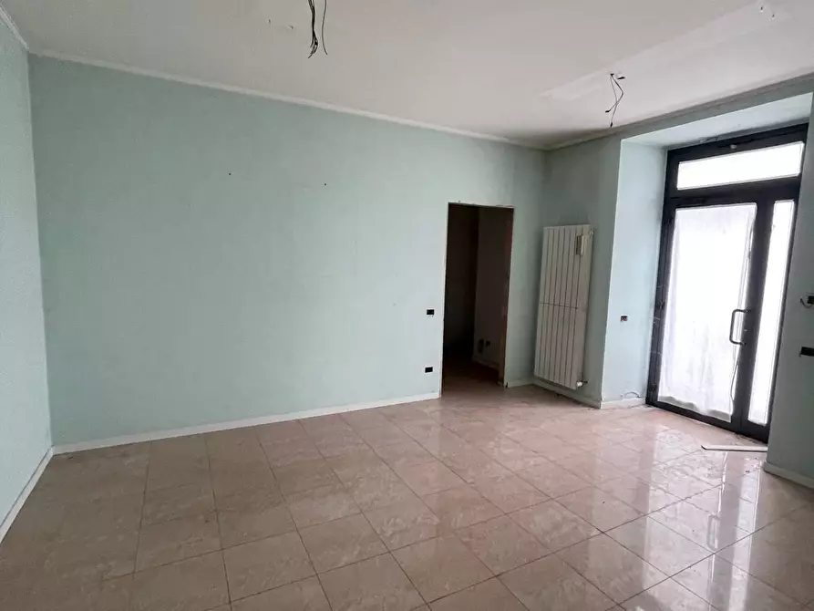 Immagine 16 di Ufficio in vendita  in Viale Roma 23 a San Giovanni Bianco