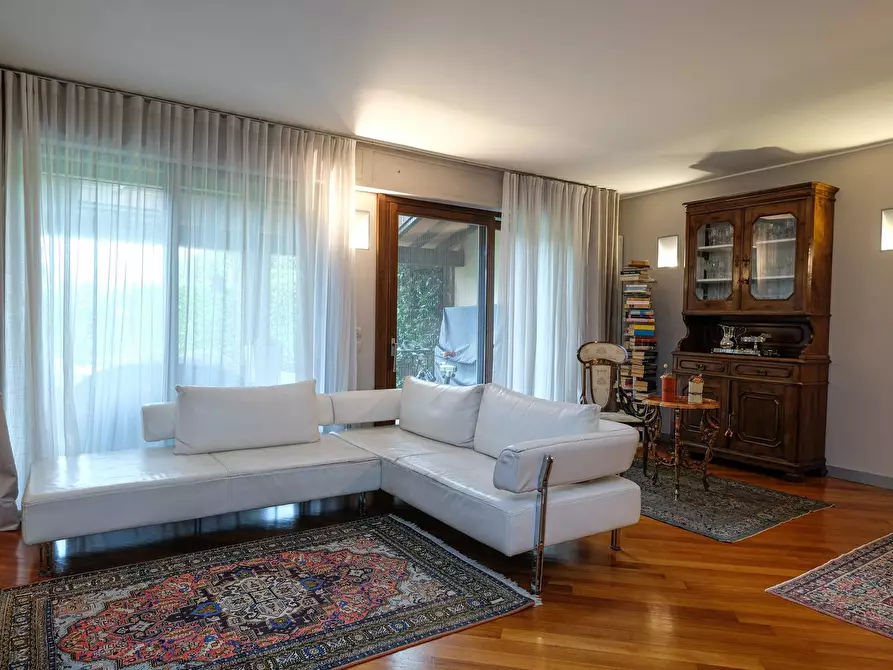 Immagine 7 di Villa in vendita  in Via Vicolo fiorito 4 a Treviolo