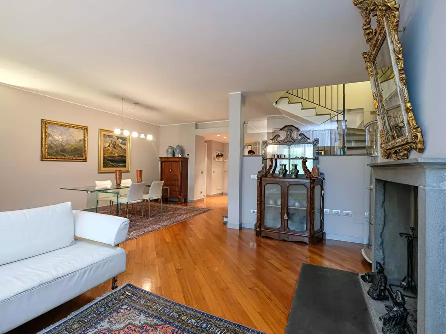 Immagine 8 di Villa in vendita  in Via Vicolo fiorito 4 a Treviolo