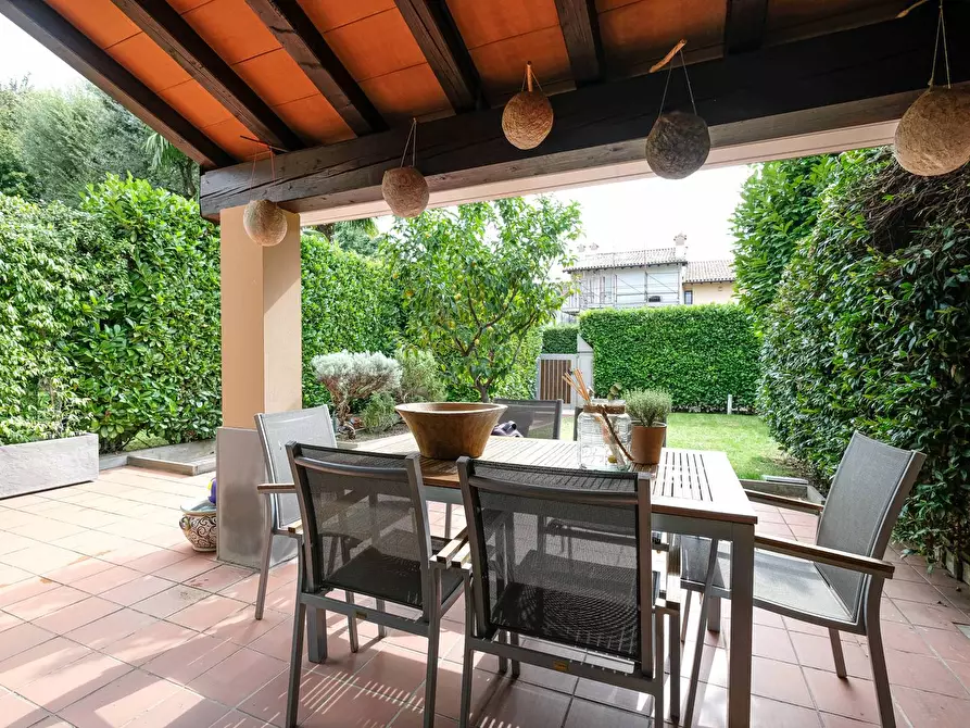 Immagine 14 di Villa in vendita  in Via Vicolo fiorito 4 a Treviolo