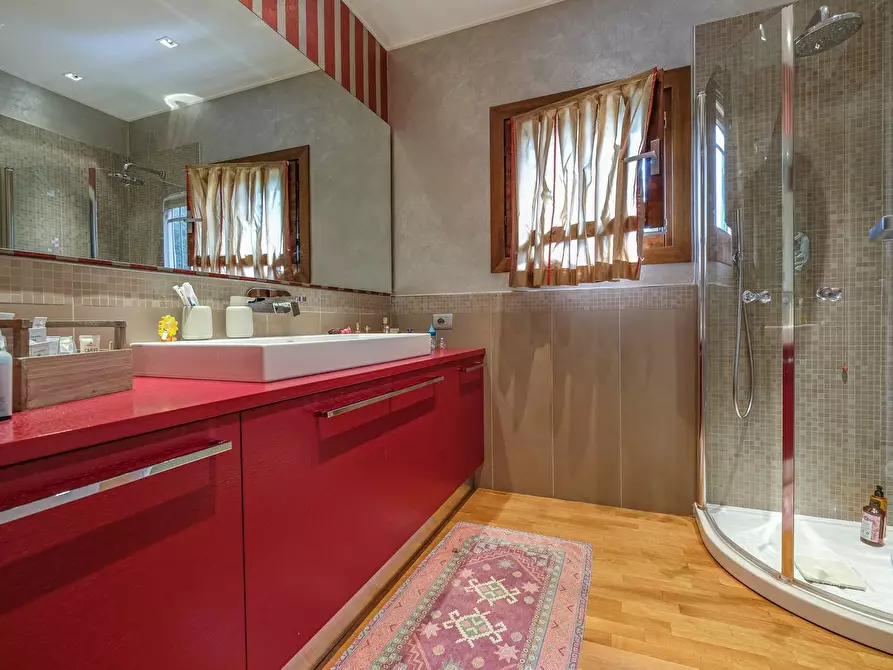 Immagine 21 di Villa in vendita  in Via Vicolo fiorito 4 a Treviolo