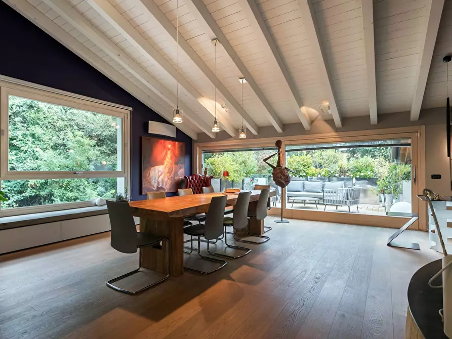 Immagine 21 di Loft/Open space in vendita  a Curno