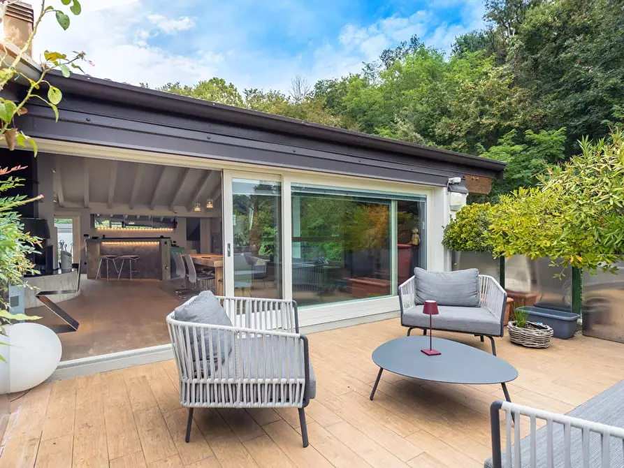 Immagine 22 di Loft/Open space in vendita  a Curno