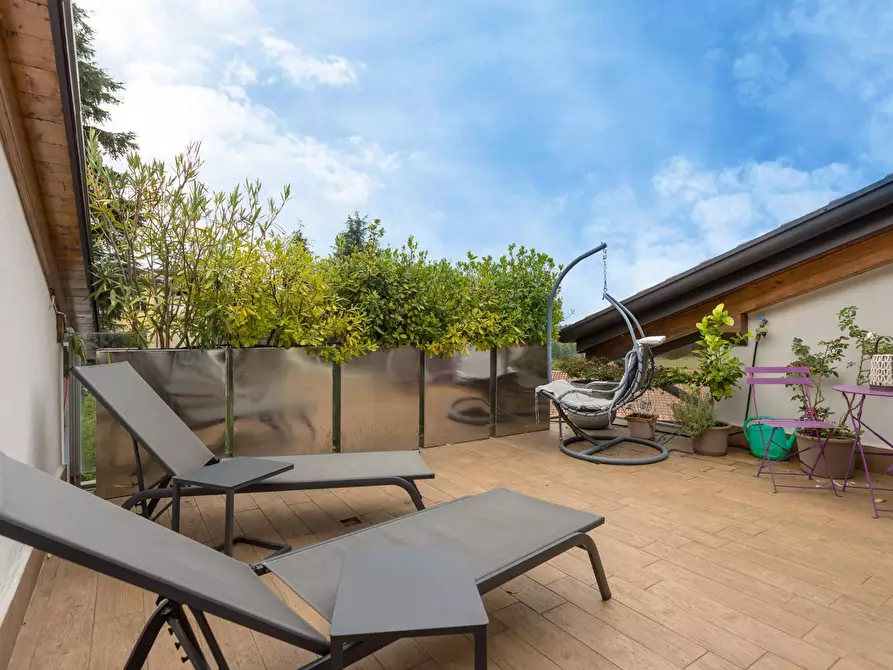 Immagine 28 di Loft/Open space in vendita  a Curno