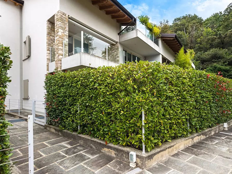 Immagine 36 di Loft/Open space in vendita  a Curno