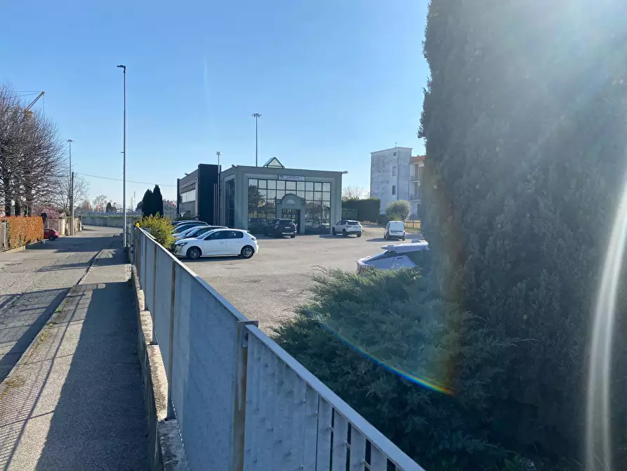 Immagine 4 di Capannone industriale in vendita  in via Sora a Capriate San Gervasio