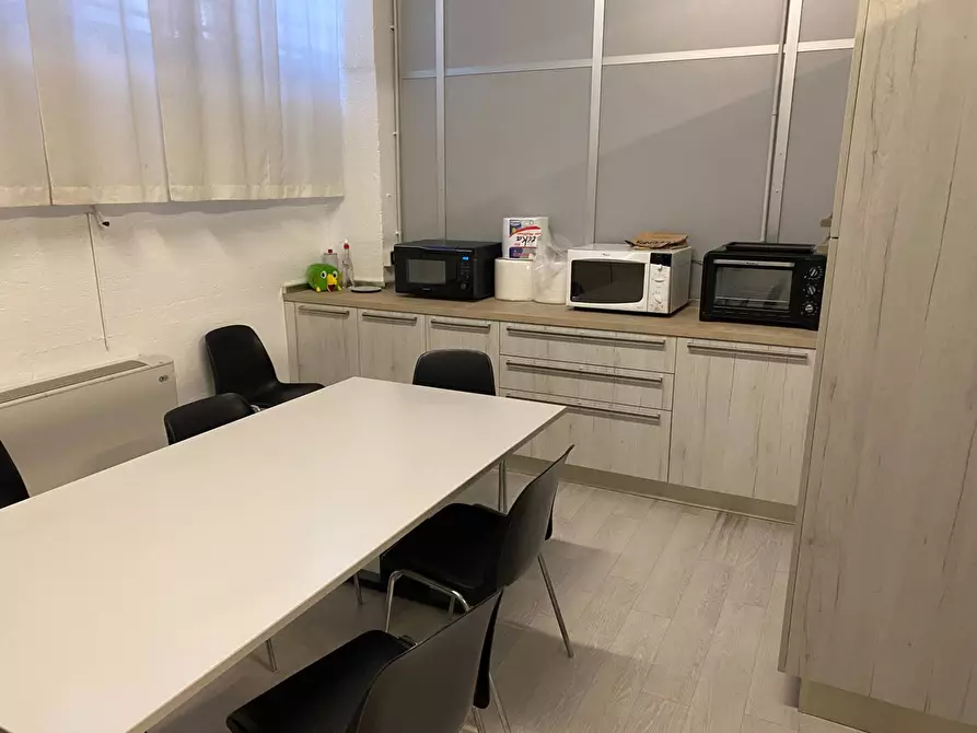 Immagine 11 di Capannone industriale in vendita  in via Sora a Capriate San Gervasio